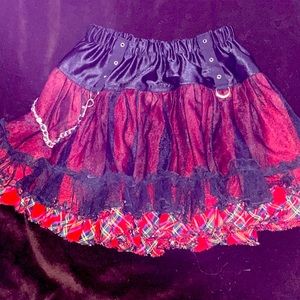 Hot topic skirt by trip